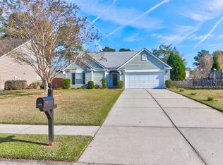 1438 Coopers Hawk Dr, Hanahan, SC 29410