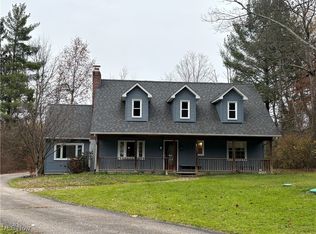 3901 Ellendale Rd, Moreland Hills, OH 44022