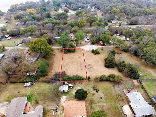 398 Briggs Blvd, Pt, TX 75472