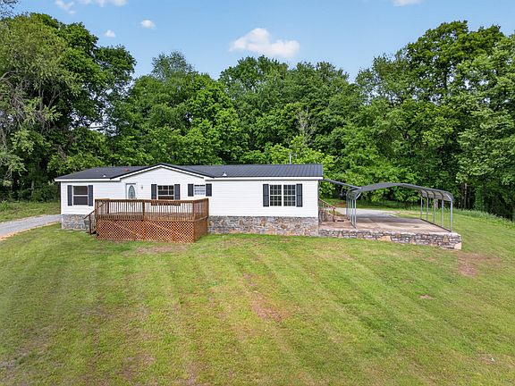 2nd image of 716 Canaan Rd