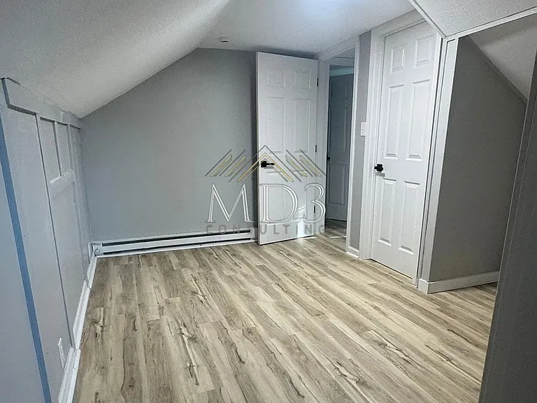 45 Beacon Ave — Photo 21