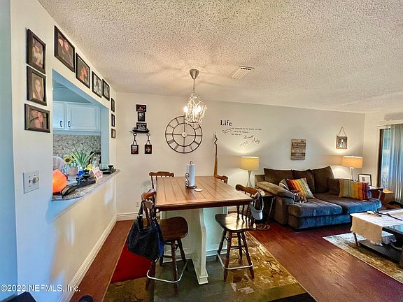 3rd image of 7701 BAYMEADOWS Circle W #1023