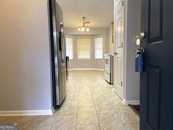 3rd image of 94 Amelia Garden Way