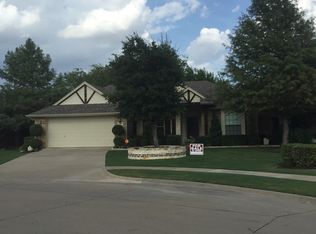 722 Clover St, Midlothian, TX 76065