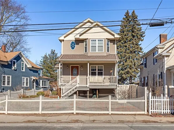 227 Killingly St, Providence, RI 02909