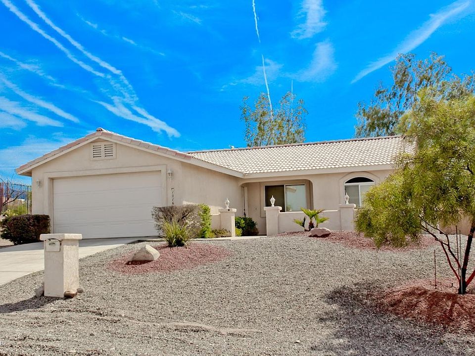 1st image of 1016 Lakeside Dr
