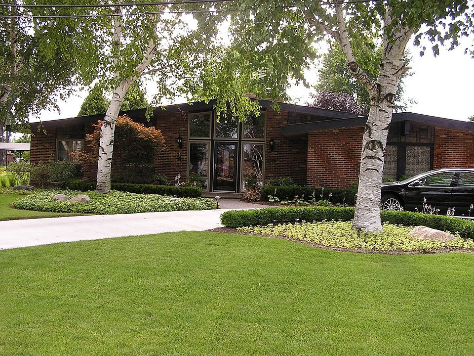Street Side