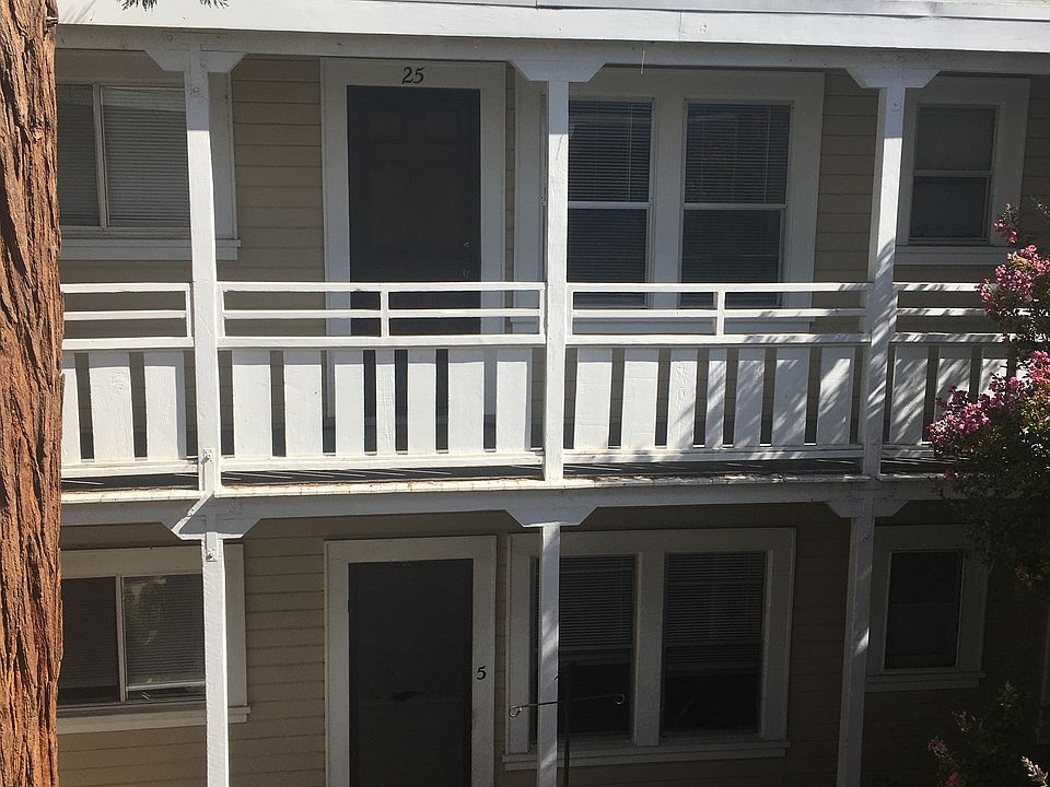 Exterior of Apartment 25.