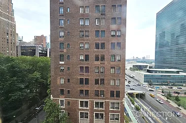 5 Tudor City Place, #803