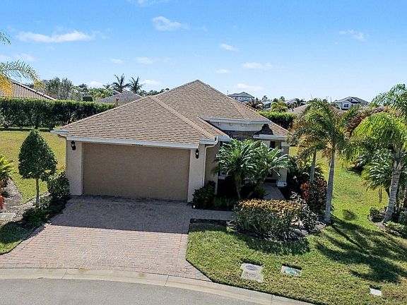 2nd image of 10283 SW Silverberry Court