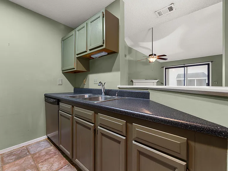 348 Sandpiper Dr #I — Photo 6