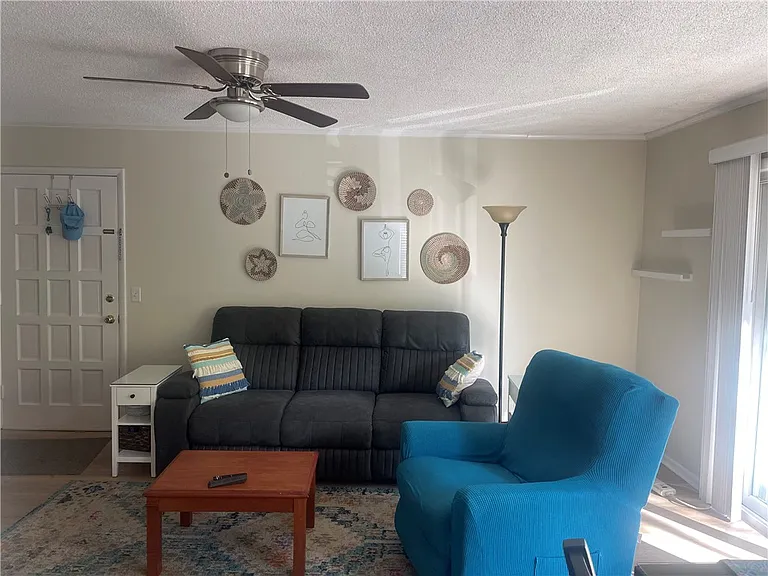 800 Mallery St #G-56 — Photo 4