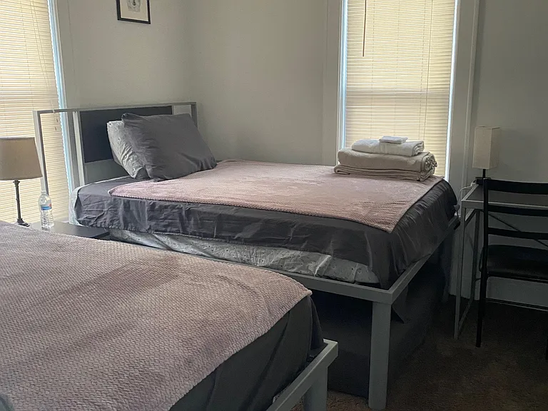 209 E Navarre St #D — Photo 7