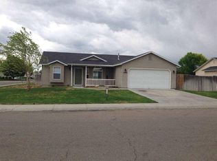 2420 W Grouse Ave, Nampa, ID 83651