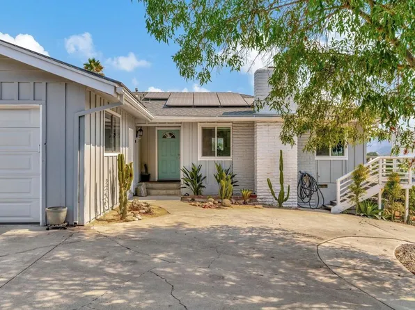 1055 Via Lomita, Escondido, CA 92027