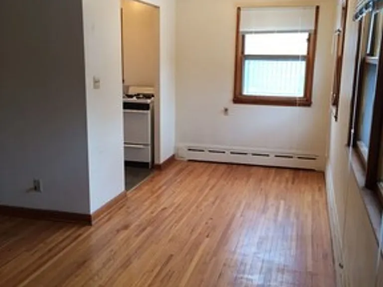 605 S Phillips Ave — Photo 7