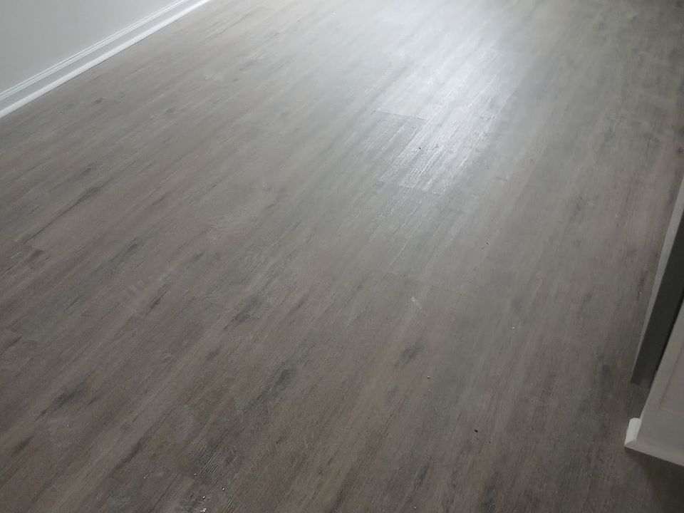 1st image of 711 Forest St