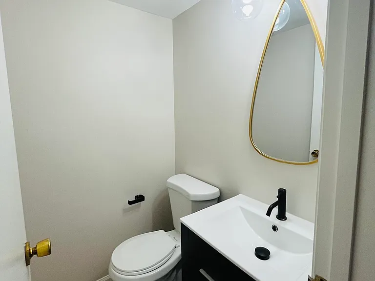 224 Waldo St — Photo 7