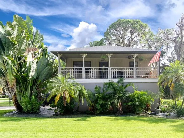 34 Choctaw St, Lake Placid, FL 33852