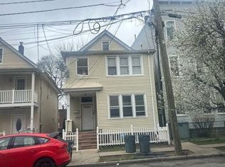 19 Monroe St, Garfield, NJ
