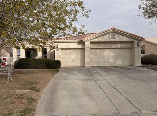 5880 E Badlands Ln, Pahrump, NV 89061