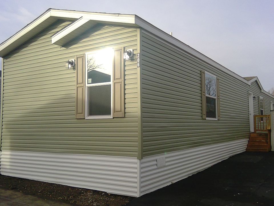 1st image of 2501 Lowry Ave NE Lot 206