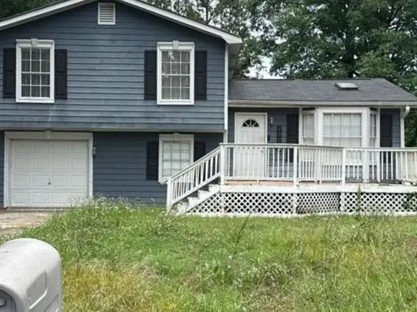 230 Gage Ct, Fairburn, GA 30213