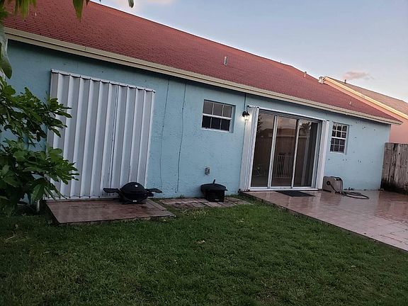 3rd image of 3234 NW 204th Ter