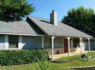 2203 E Post Oak Dr, Stillwater, OK 74075