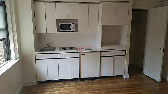 Rented by Best Apartments North Inc | media 33