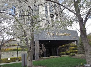 1265 15th St APT 2M, Fort Lee, NJ