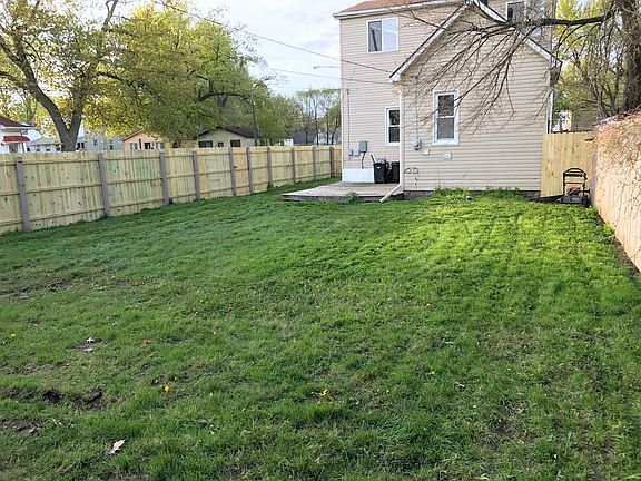 3rd image of 109 W Harwood Ave