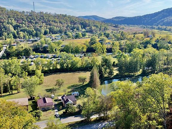 12th image of this home