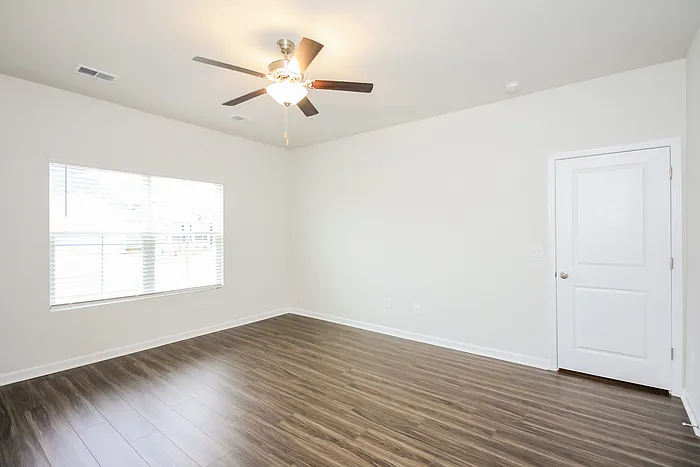 183 Dorian Loop — Photo 8