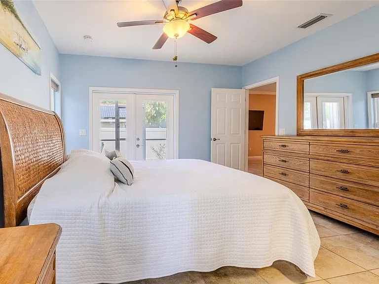 2920 Edgewood Ln — Photo 14