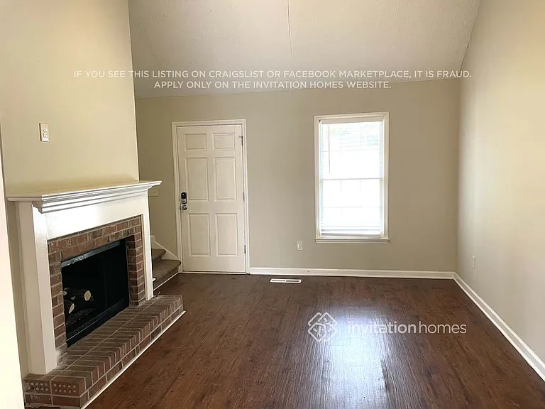 3000 Meadow Ct NW — Photo 2