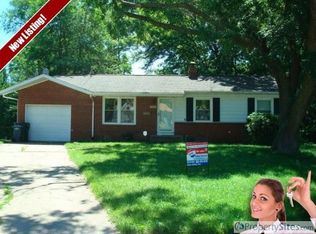 2217 Glenn Ct, Bettendorf, IA