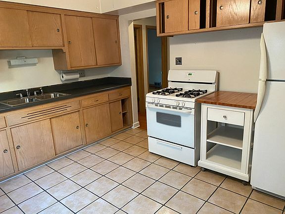 2nd image of 8615 W Burleigh St #8617