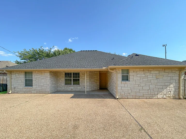 109 Red Oak Rd — Photo 25