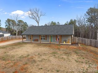 1464 King Rd, York, SC 29745