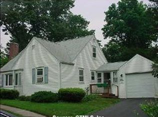 472 Park Ave, Windsor, CT 06095