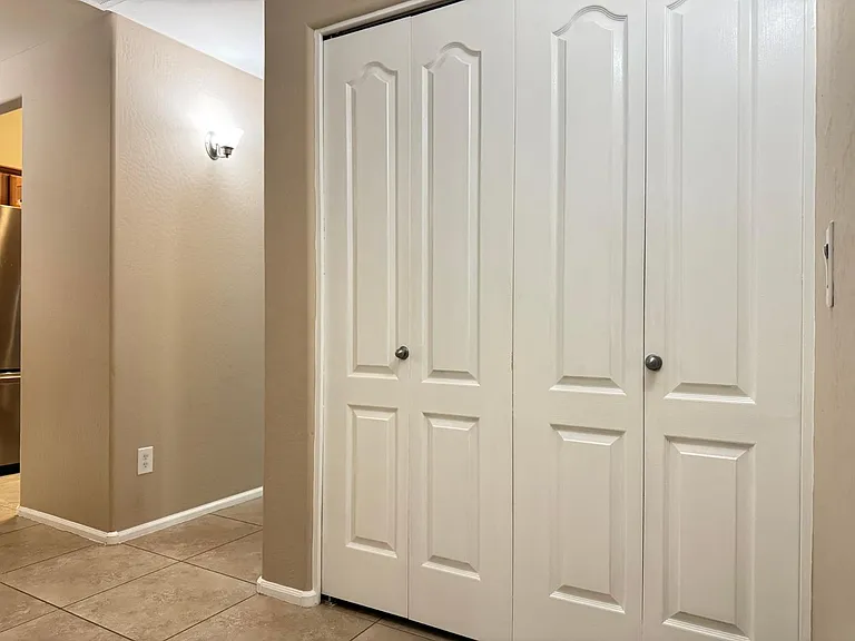 4533 S 236th Dr — Photo 25