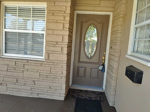 3rd image of 1326 W Avenue H14