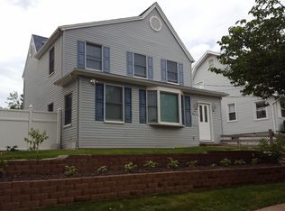 186 Elm Ave FLOOR 1, Teaneck, NJ 07666