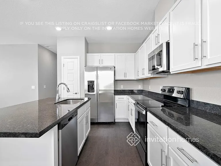 24233 E Mexico Ave — Photo 10