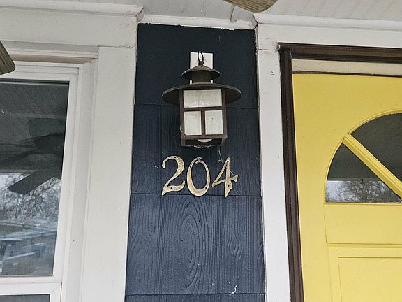 2nd image of 204 Old Nicholson Rd