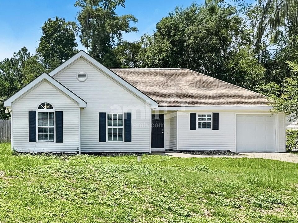 1st image of 61 Wintergreen Dr