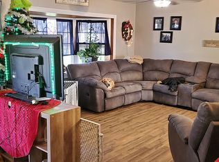 510 Shenango Dr, Greenville, PA 16125