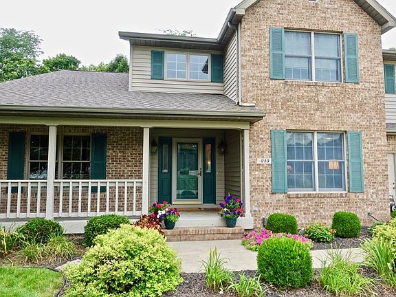 2nd image of 213 N Crosscreek Dr