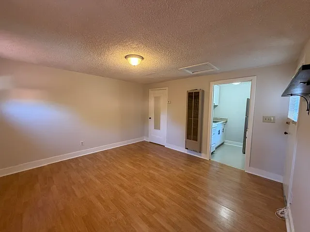 2628 Central Ave — Photo 9